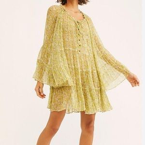 Free People Love Ya Mini Yellow White Floral Sheer Tiered Flowy Sleeve Dress